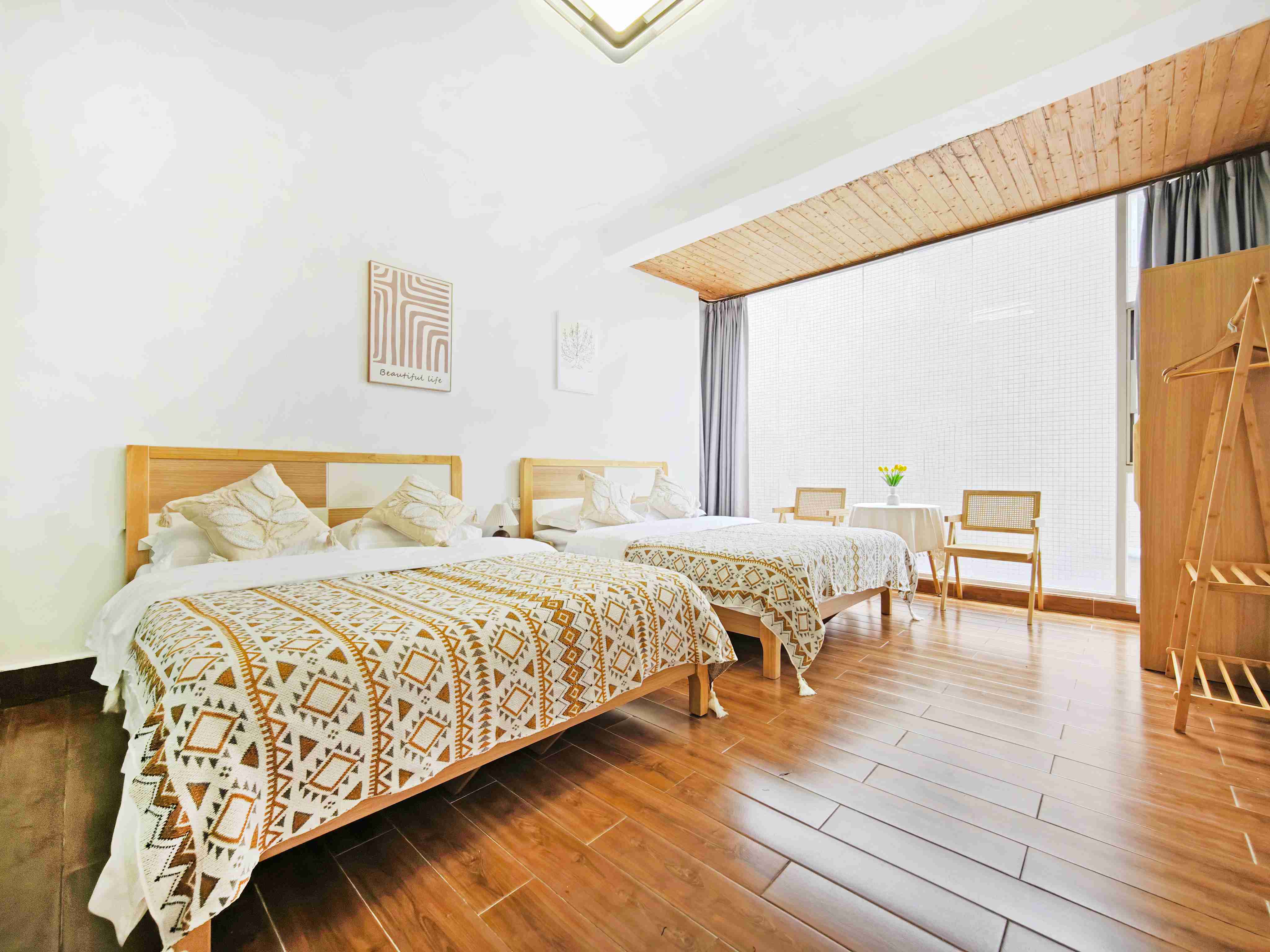 深圳大鹏古城湖景民宿/近较场尾 | 19房26床 可住25-50人