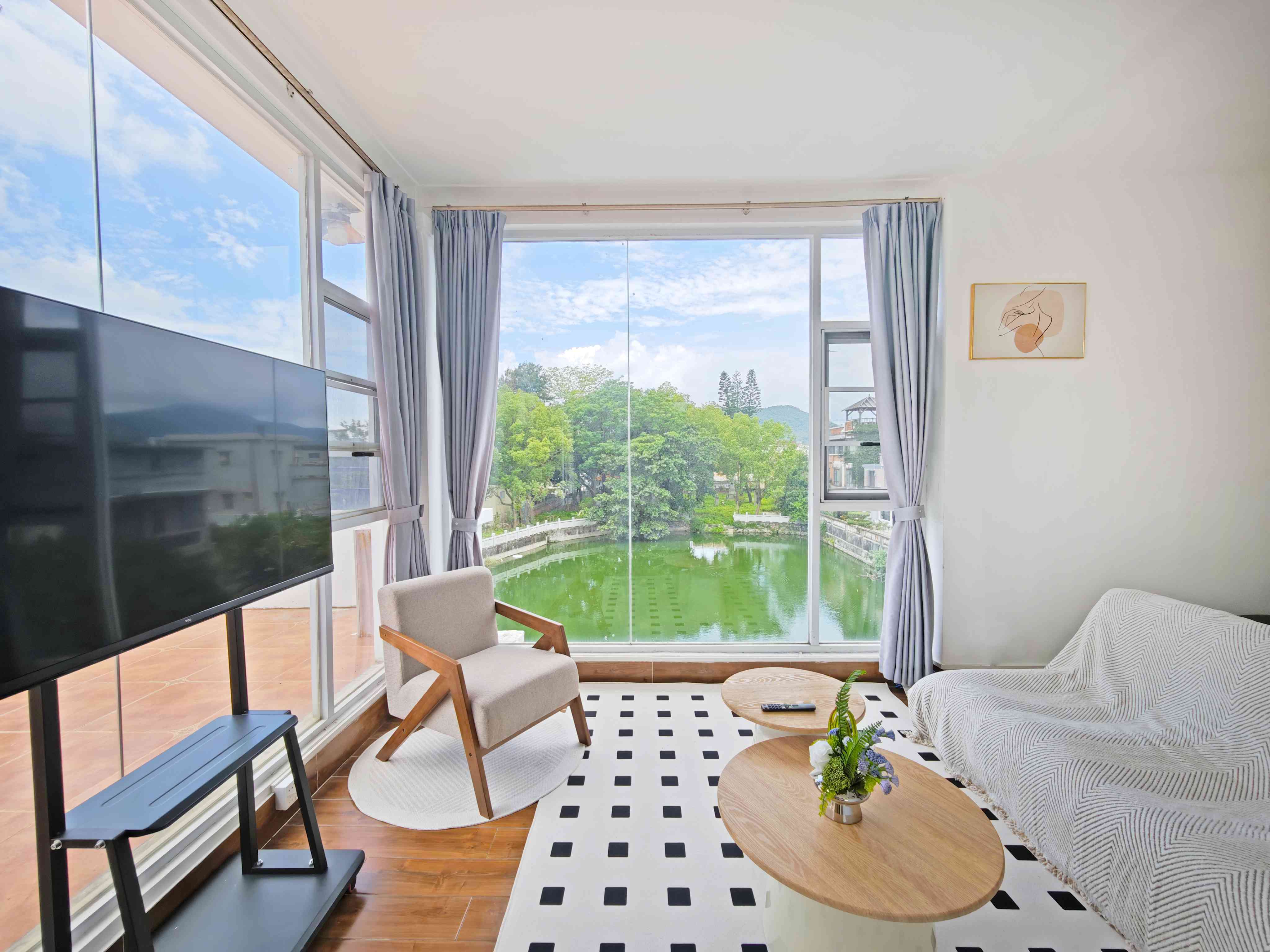 深圳大鹏古城湖景民宿/近较场尾 | 19房26床 可住25-50人