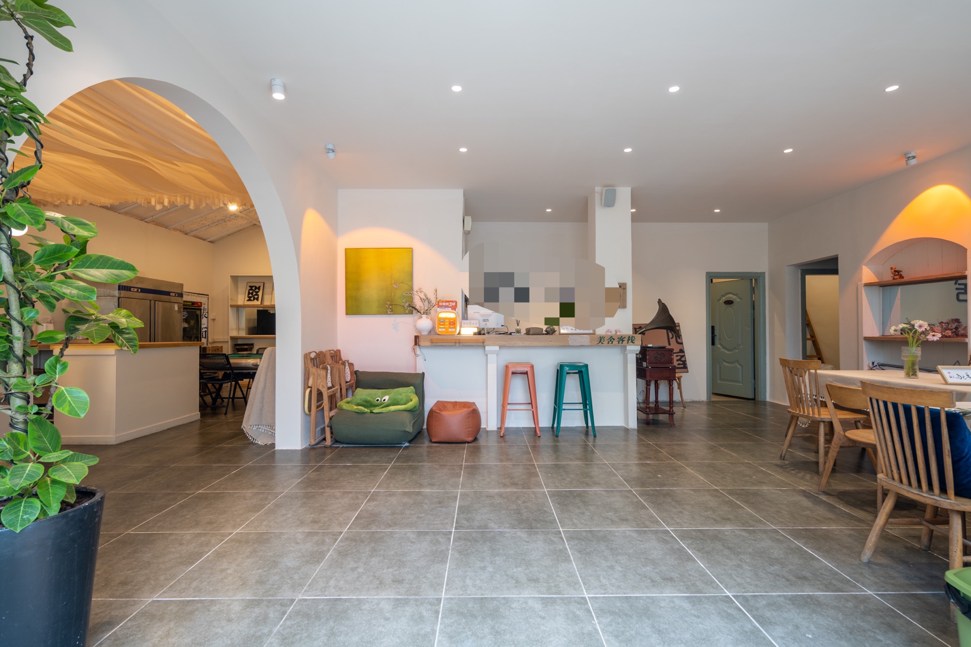 深圳较场尾海边9房13床网红明星风独栋民宿-沈腾和苏琪住过这套接近1年