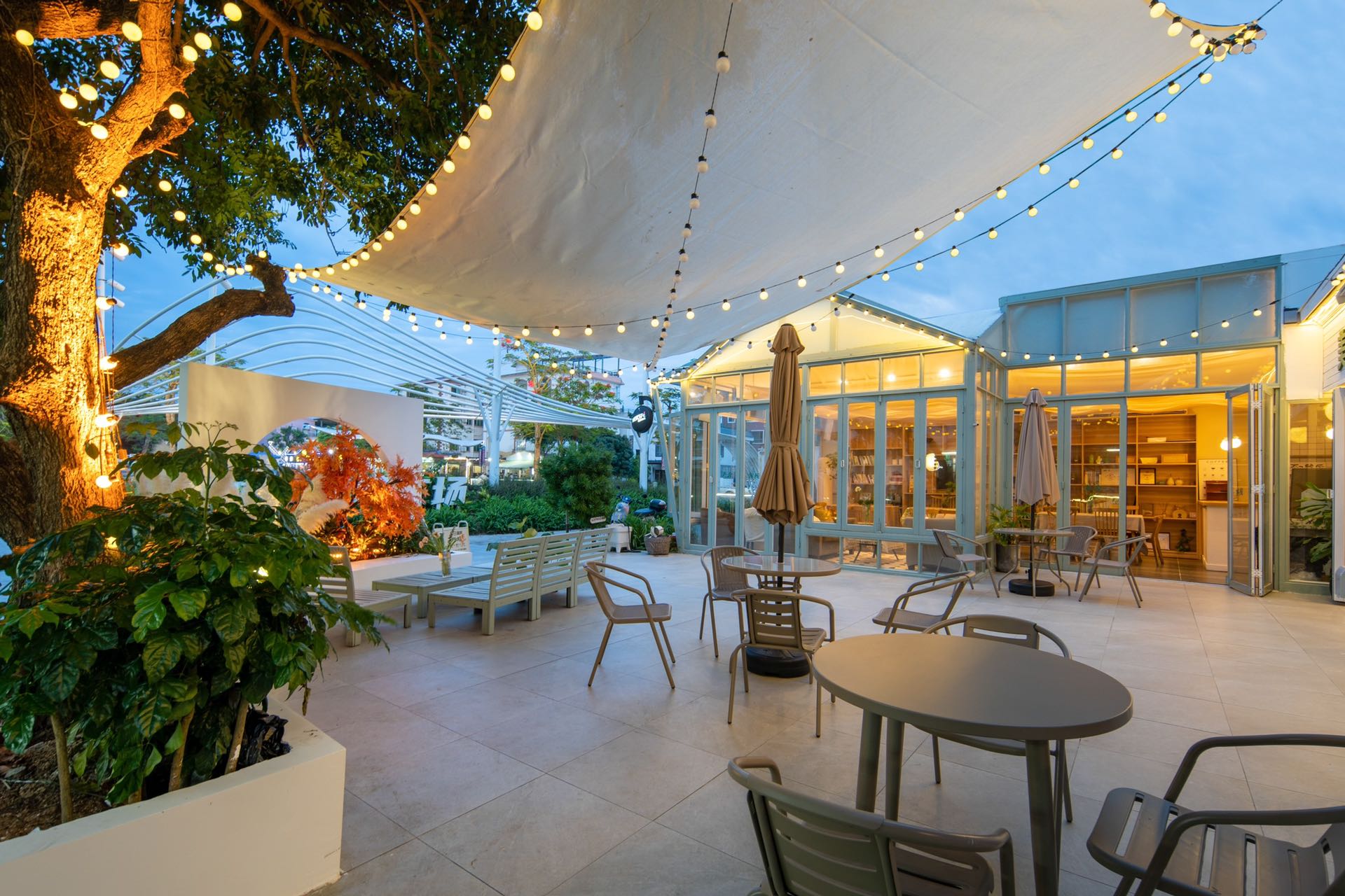 深圳较场尾海边9房13床网红明星风独栋民宿-沈腾和苏琪住过这套接近1年