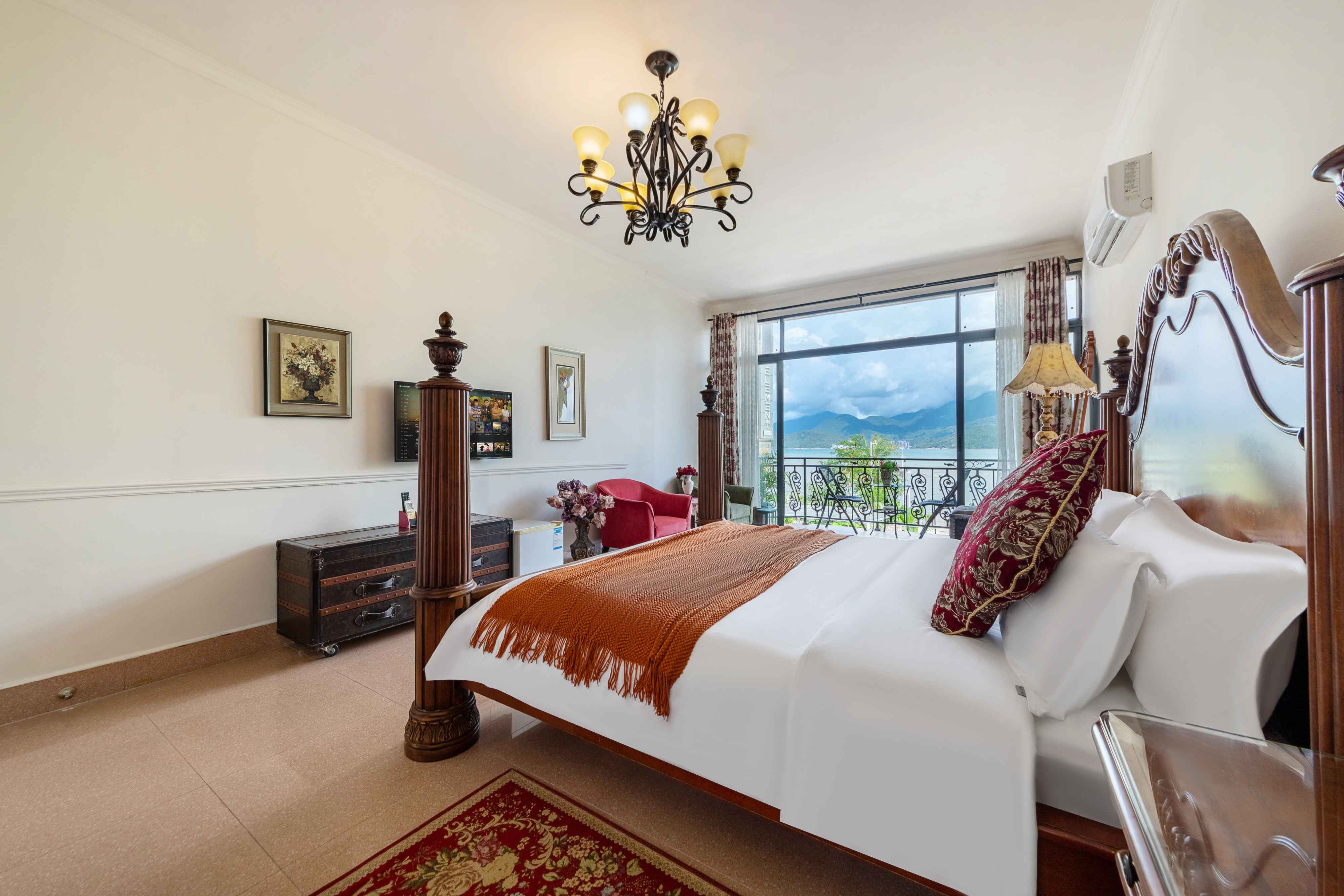 深圳较场尾首排一线海景10房15床独栋民宿